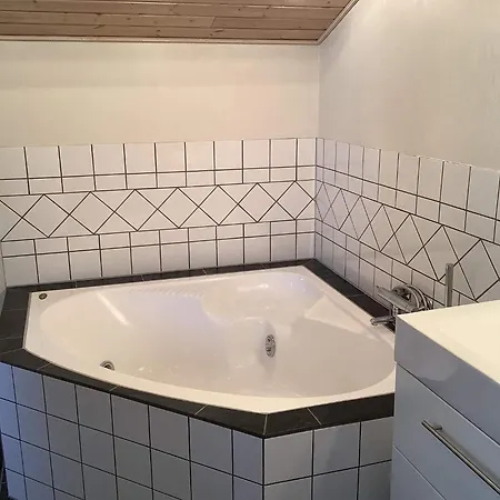 Logstor Xii 3* Løgsted